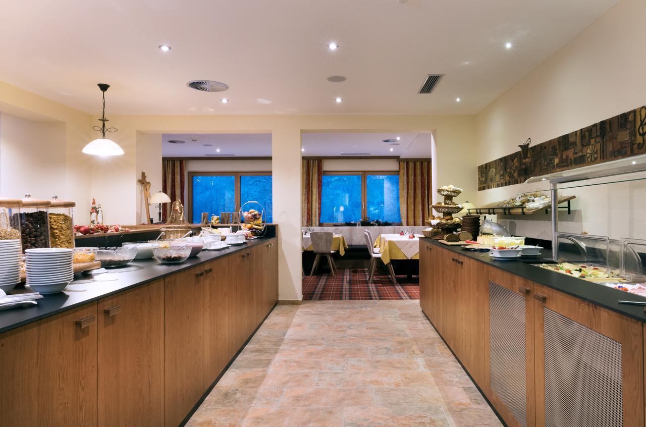 Hotel Waldcafe Solden Bagian luar foto