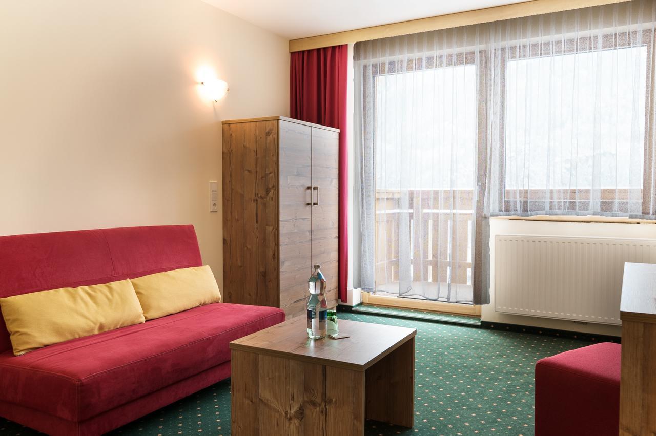 Hotel Waldcafe Solden Bagian luar foto