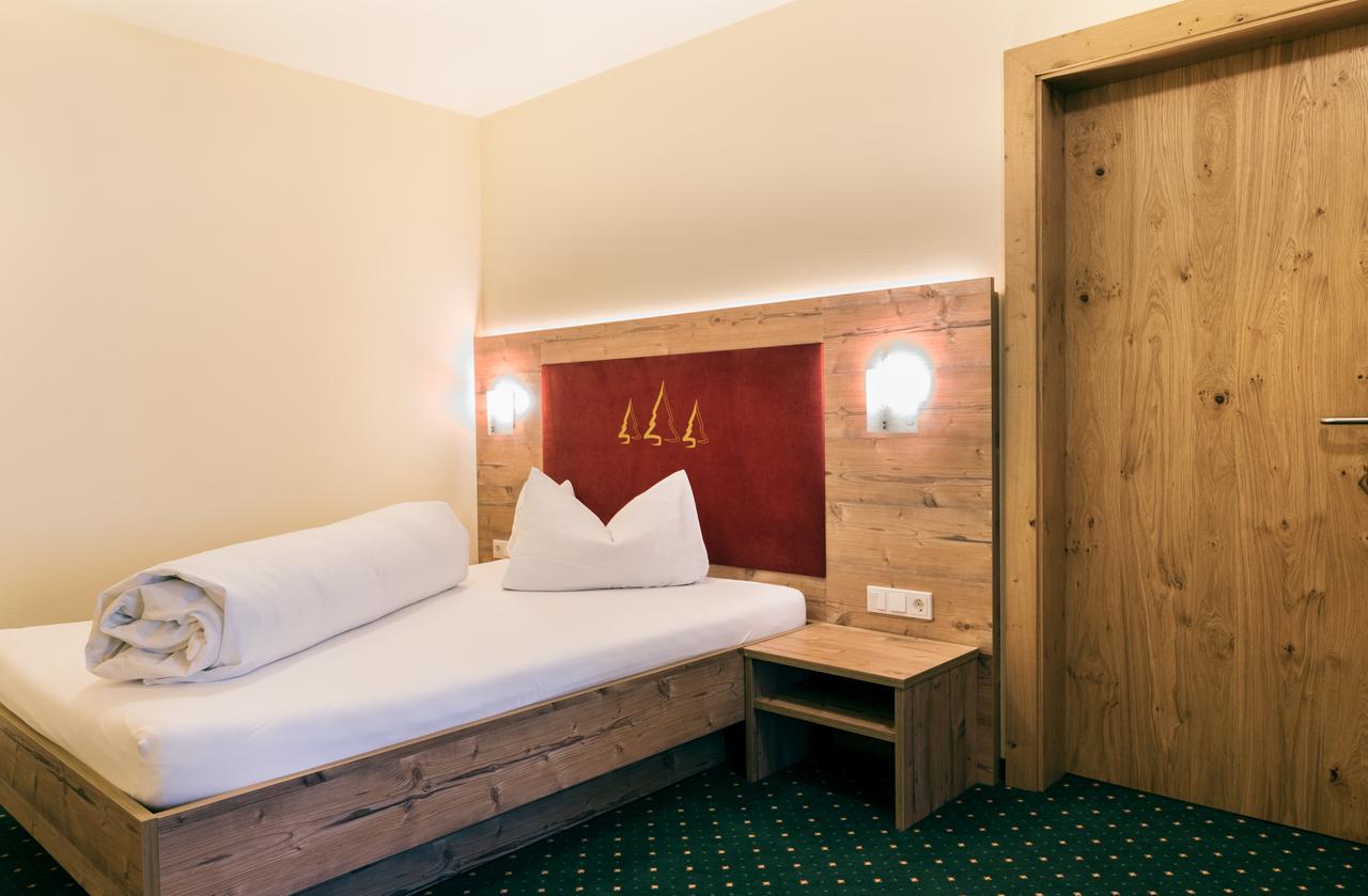 Hotel Waldcafe Solden Bagian luar foto
